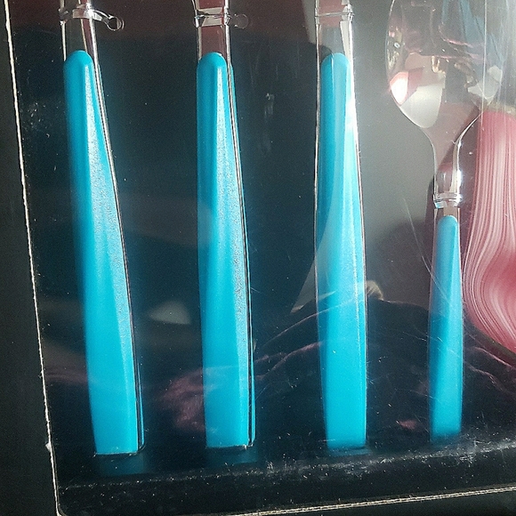 💥BUY 5 GET 3 FREE Guzzini My Fusion Grace Collection Cutlery 24 Pieces Set - Picture 7 of 7